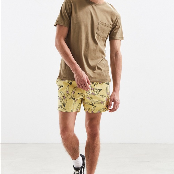 1 LEFT! 🍌 URBAN OUTFITTERS | MENS BANANAS SHORTS - Picture 5 of 8